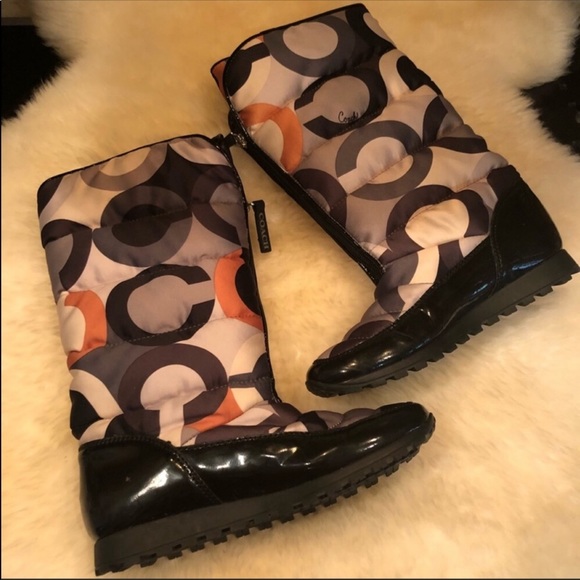 Coach Jolt Puffy Puffer Winter Boots 